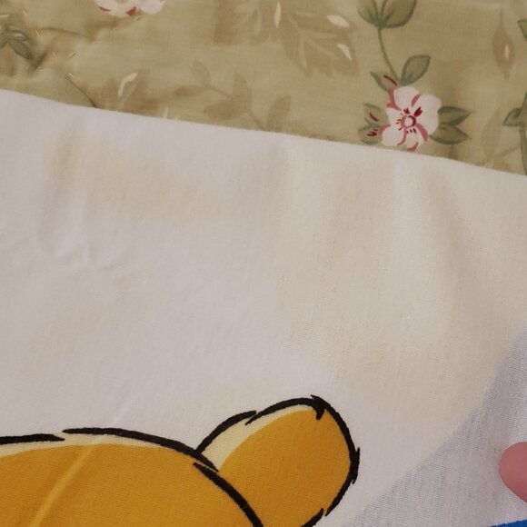 Vintage Disney Winnie the Pooh & Piglet Bed Flat Sheet & 2 Pillowcases - Picture 3 of 9